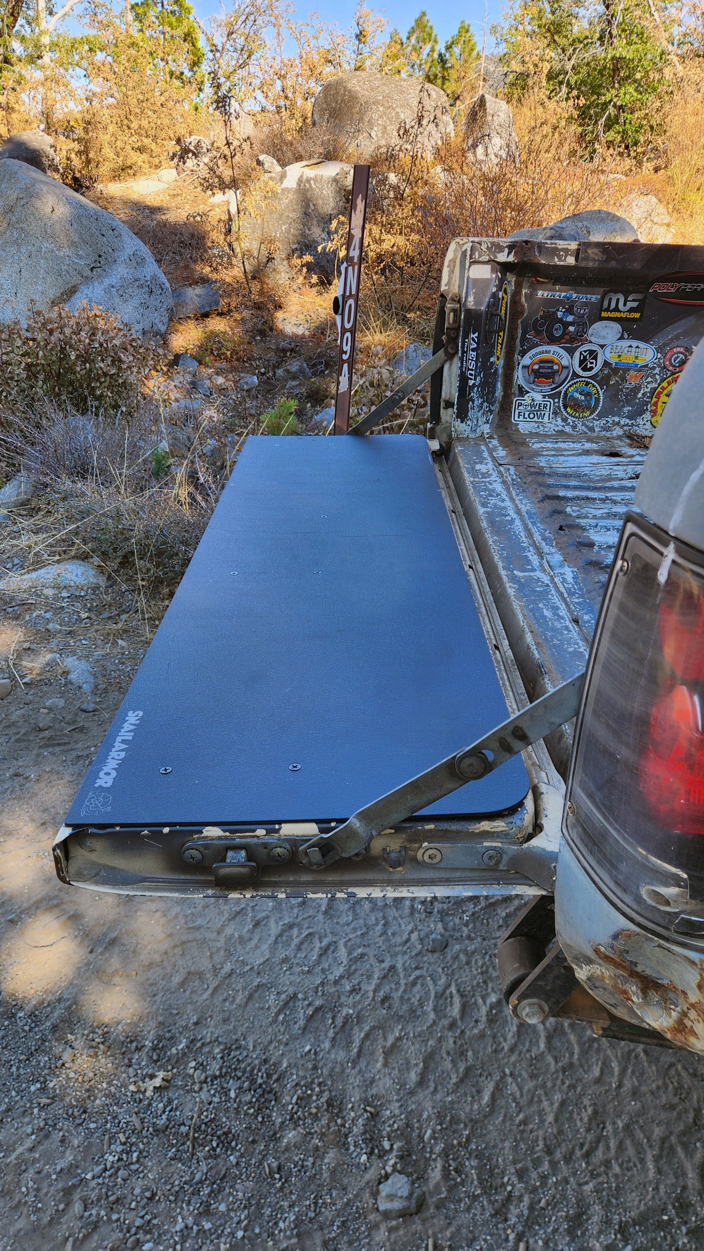SNAILARMOR PICKUP TAILGATE (1989-1994)