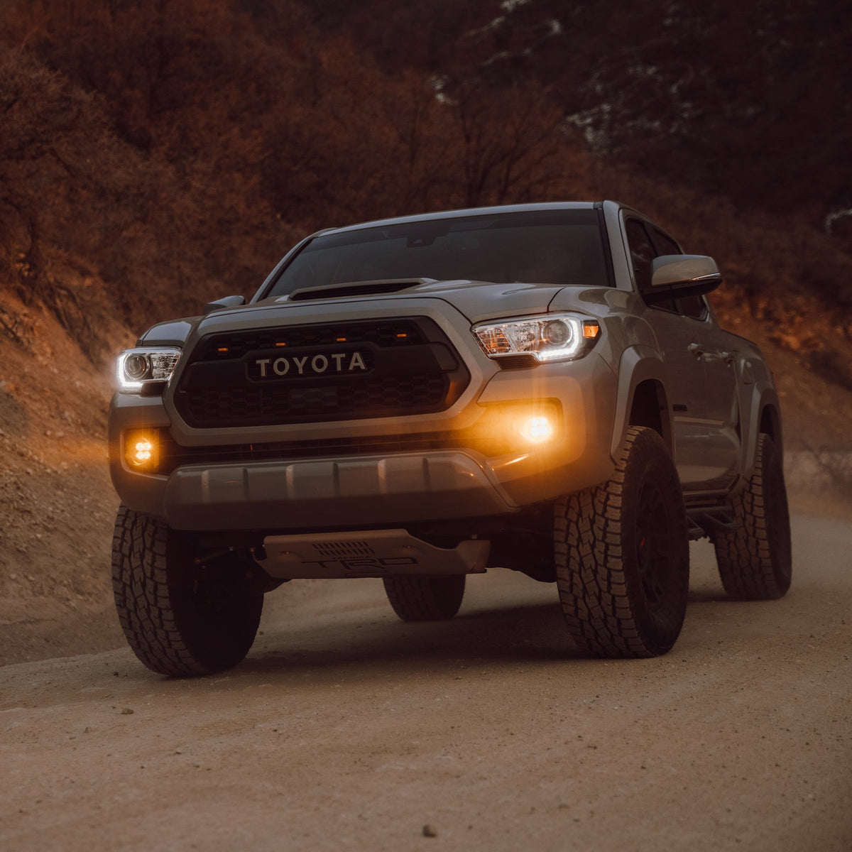 Heretic Toyota Tacoma (2012+) Tundra (2014-2021) Fog Light Kit - Amber Lens