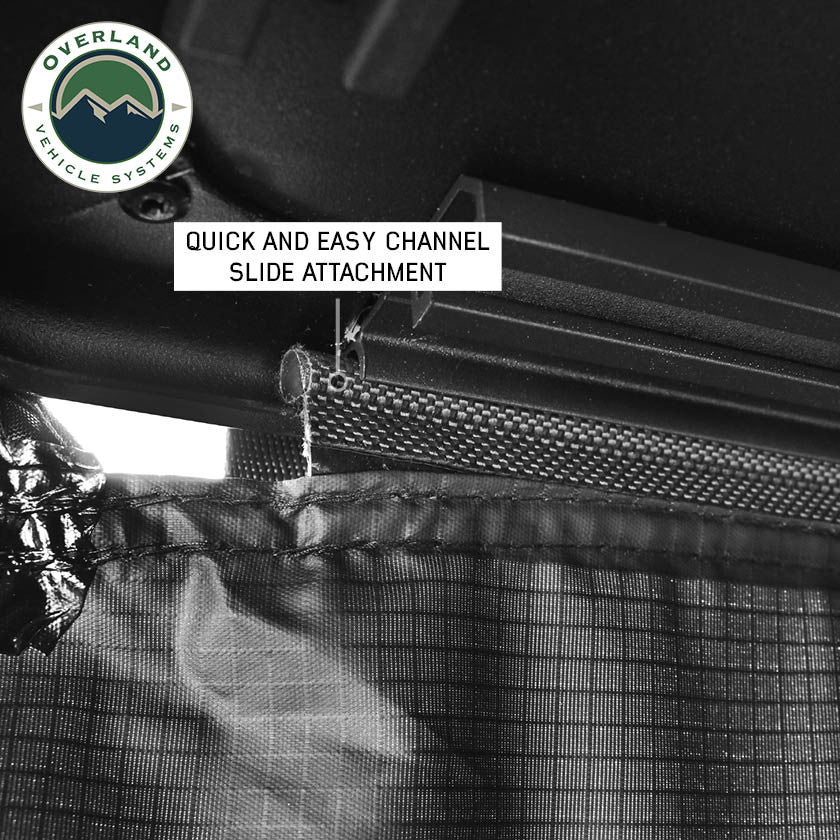 XD Everest Cantilever Hard Shell Rooftop Tent